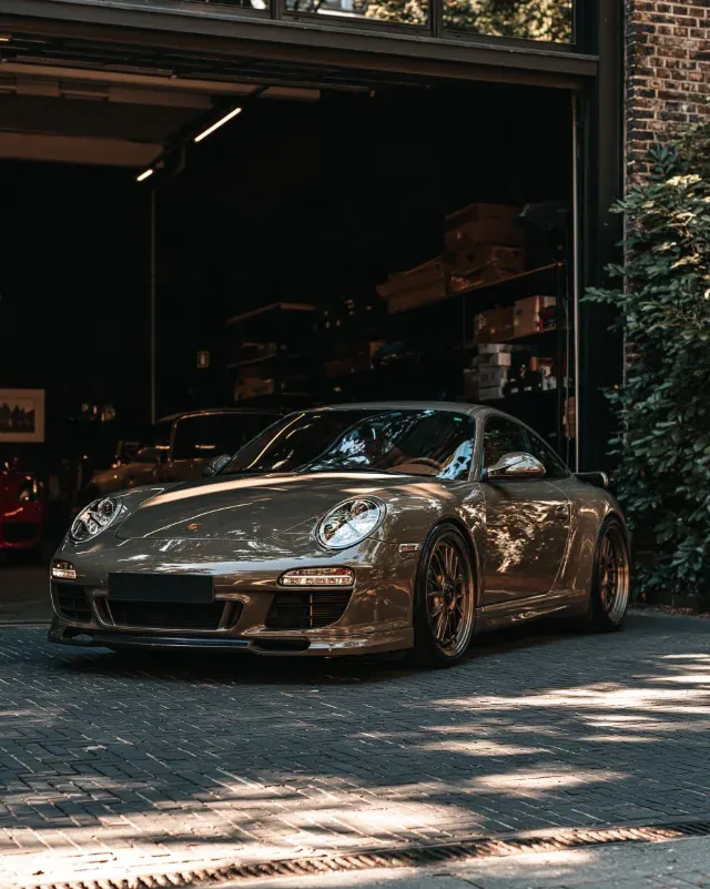 An agate grey 997.2 Carrera S