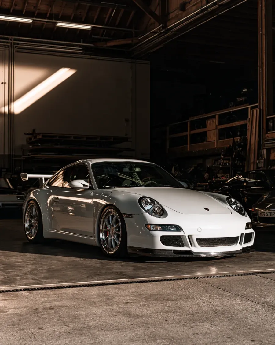 A carrara white 997 GT3 in the workshop